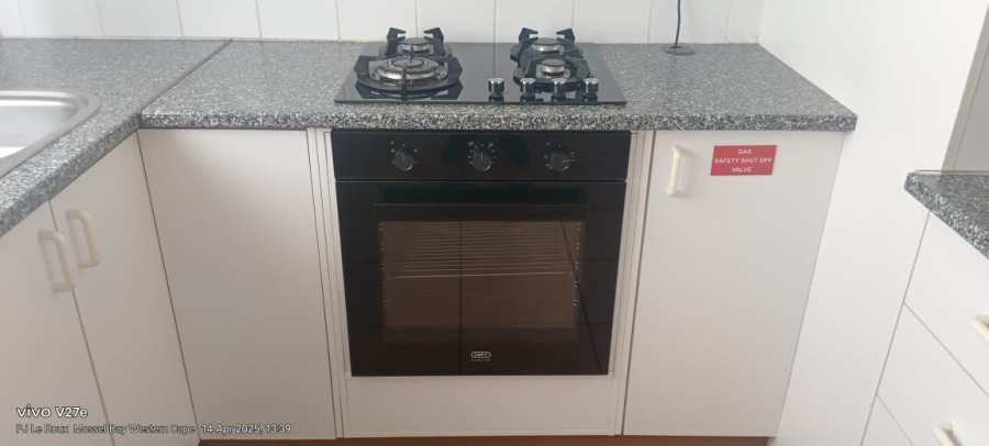 To Let 2 Bedroom Property for Rent in Hartenbos Central Western Cape